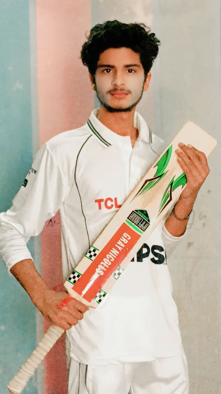 Hamza Khalid- Top Order Batsman